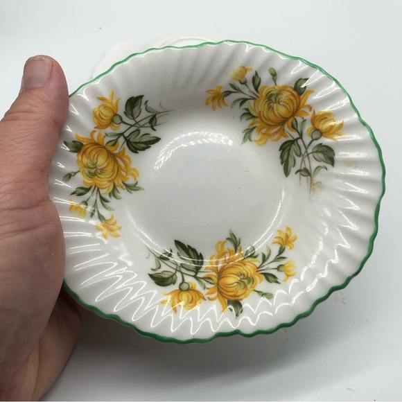 Small fine bone china trinket dishes - Picture 2 of 5